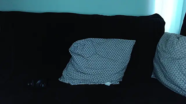 Snapshot of axxxturel chatting on 01.10.25 axxxturel online show from 01.10.25