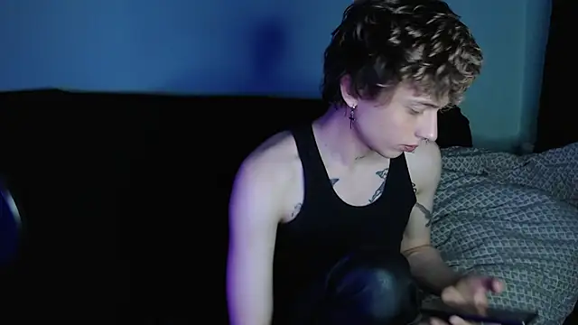 Snapshot of axxxturel chatting on 03.22.25 axxxturel online show from 03.22.25