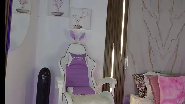 mia 099 online show from 09.13.25