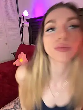 BrattyBae xo online show from 02.01.25