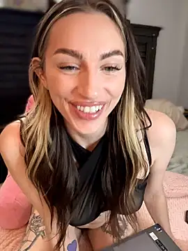 BrattyBae xo online show from 05.19.26