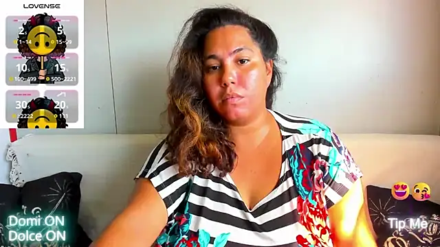 isobeladams20 online show from 09.19.25