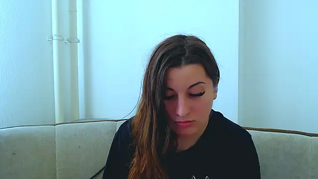 Helen Adams  online show from 03.10.25