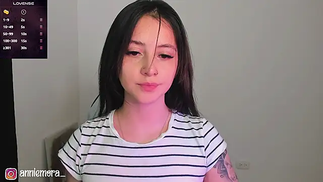 Snapshot of annie_mora chatting on 01.17.25 annie mora online show from 01.17.25