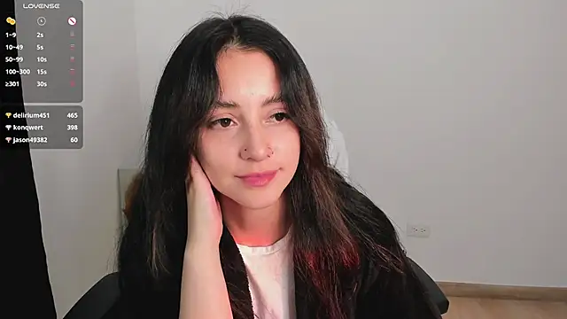 Snapshot of annie_mora chatting on 02.18.25 annie mora online show from 02.18.25