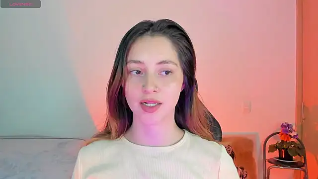 Snapshot of annie_mora chatting on 12.05.25 annie mora online show from 12.05.25