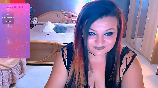 Snapshot of Ariellefoxy chatting on 10.20.25 Ariellefoxy online show from 10.20.25