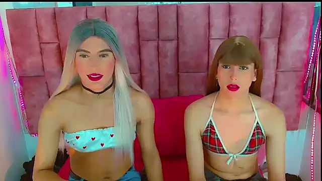 Daniela Pink  online show from 12.12.24