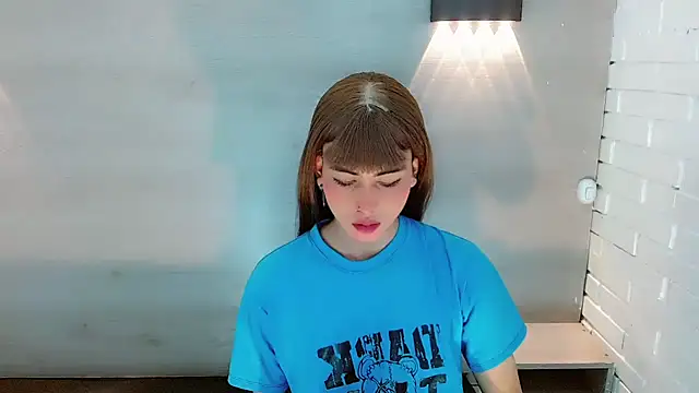 Daniela Pink  online show from 01.28.25