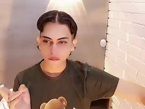 Daniela Pink  online show from 01.11.26