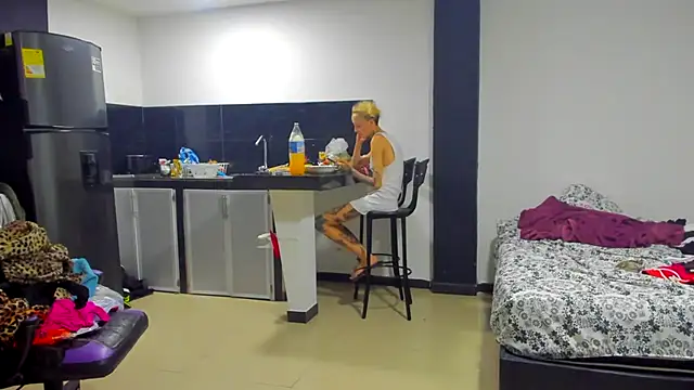 barbara anal squirt  online show from 03.14.25