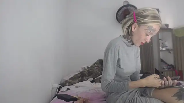 barbara anal squirt  online show from 04.07.26