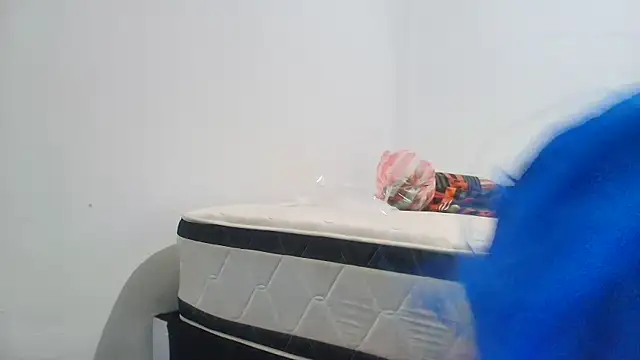 Snapshot of barbara_anal_squirt_ chatting on 06.17.26 barbara anal squirt online show from 06.17.26