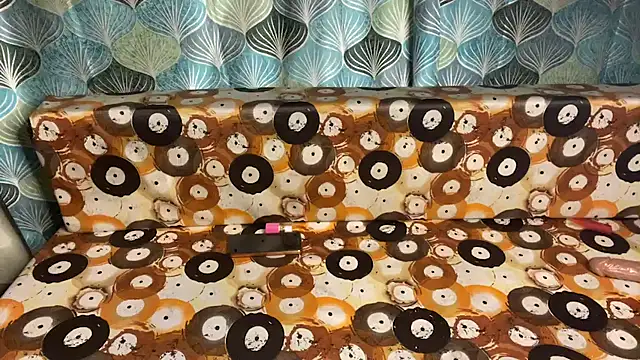 shuhana  online show from 04.22.26