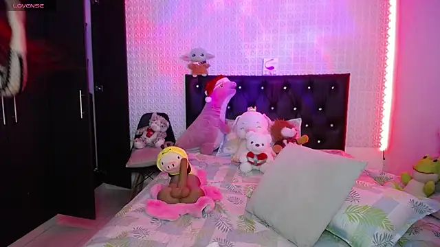 redgirlofficial online show from 12.27.24