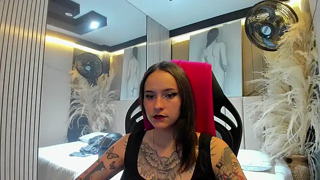 AnnyThompson  online show from 03.30.26