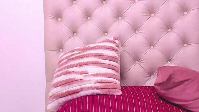 TifanyChill online show from 12.15.24