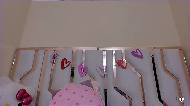 TifanyChill online show from 02.25.25