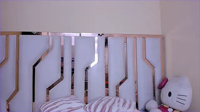 TifanyChill online show from 11.09.25