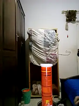 Snapshot of altinya chatting on 03.13.25 altinya online show from 03.13.25