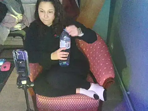 Snapshot of minette-sexy chatting on 02.12.25 minette-sexy online show from 02.12.25