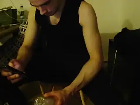 Snapshot of L0cKyseven77 chatting on 03.09.25 L0cKyseven77 online show from 03.09.25
