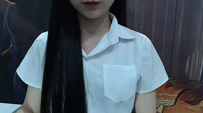 Snapshot of KaleAnisa chatting on 02.18.25 KaleAnisa online show from 02.18.25