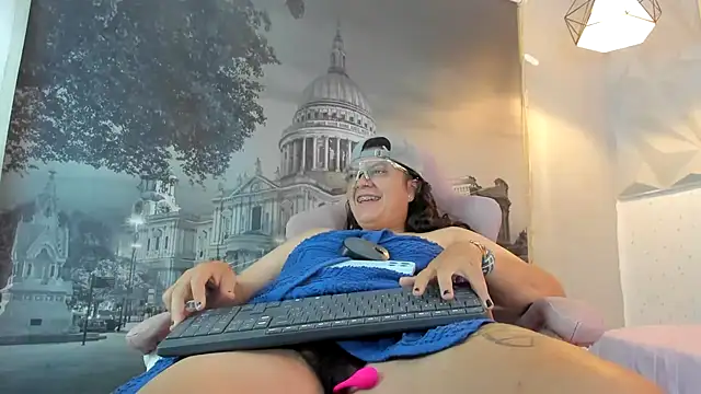 snowflake xxx online show from 10.08.25