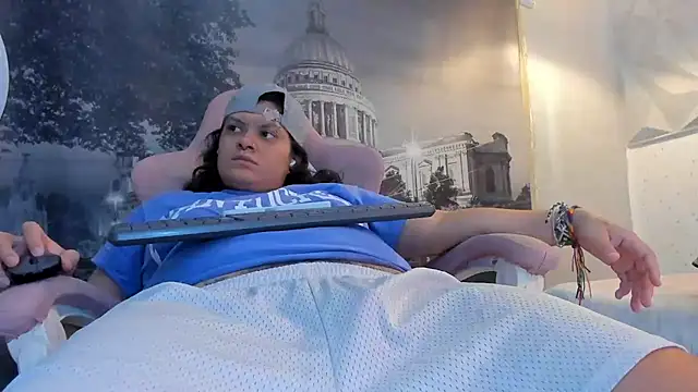 snowflake xxx online show from 10.26.25