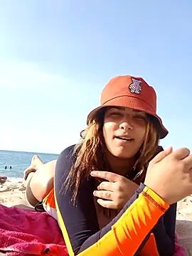 Snapshot of camiysebas21 chatting on 03.11.25 camiysebas21 online show from 03.11.25