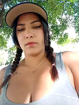 Snapshot of camiysebas21 chatting on 09.28.25 camiysebas21 online show from 09.28.25