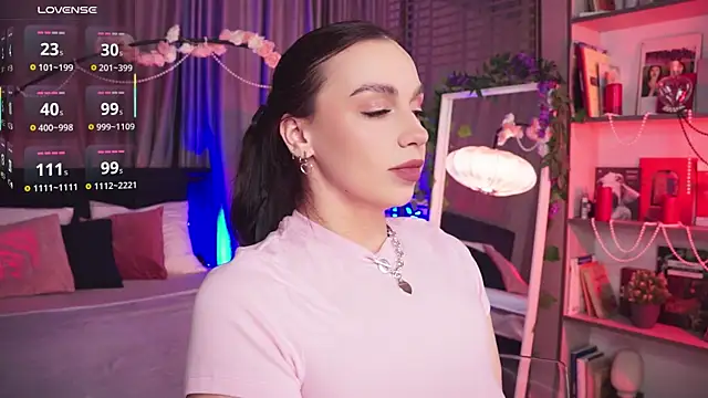 LunaNight online show from 02.11.25