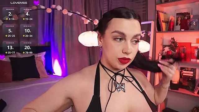 LunaNight online show from 02.20.25