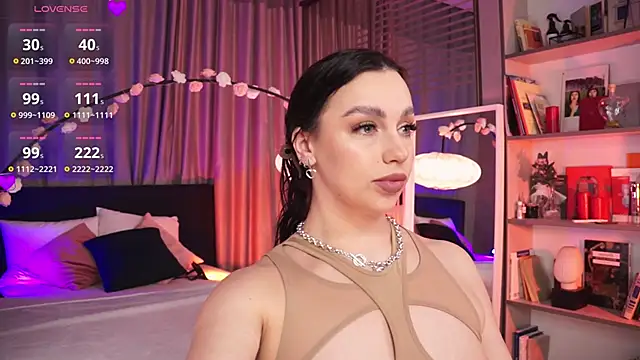 LunaNight online show from 03.04.25