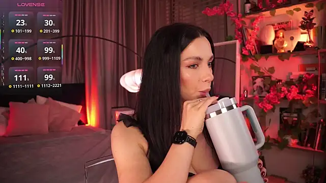 LunaNight online show from 09.27.25