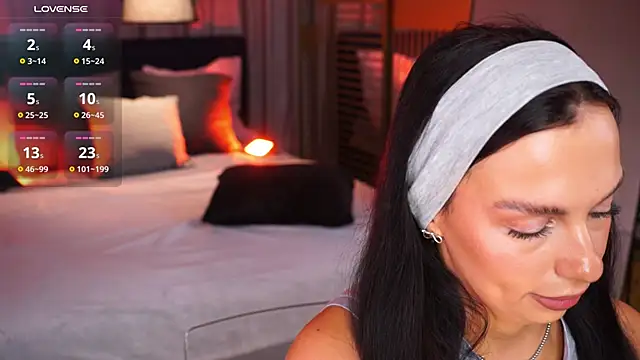 LunaNight online show from 04.19.26