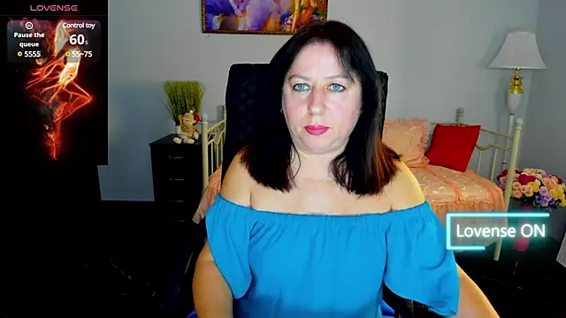 Julia Dean online show from 01.17.25