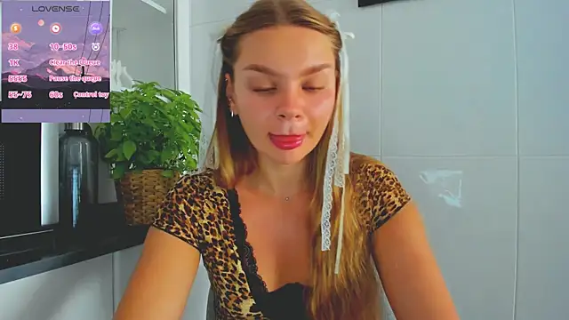 Molly sweetie online show from 07.01.26