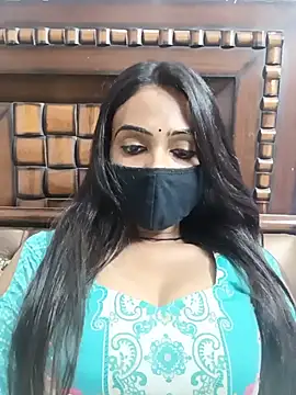 Snapshot of Yours-Bebo chatting on 06.20.26 Yours-Bebo online show from 06.20.26