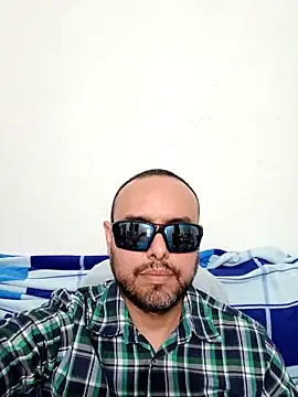 Snapshot of ElSunEagle chatting on 05.31.26 ElSunEagle online show from 05.31.26