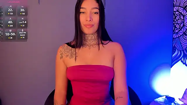 Snapshot of LouaneBourVip chatting on 12.20.24 LouaneBourVip online show from 12.20.24