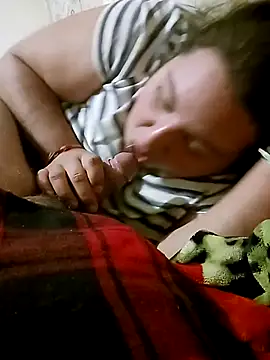 Snapshot of MannyStuffsSpace chatting on 11.11.25 MannyStuffsSpace online show from 11.11.25