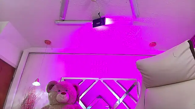 Silvana monroe online show from 10.21.25