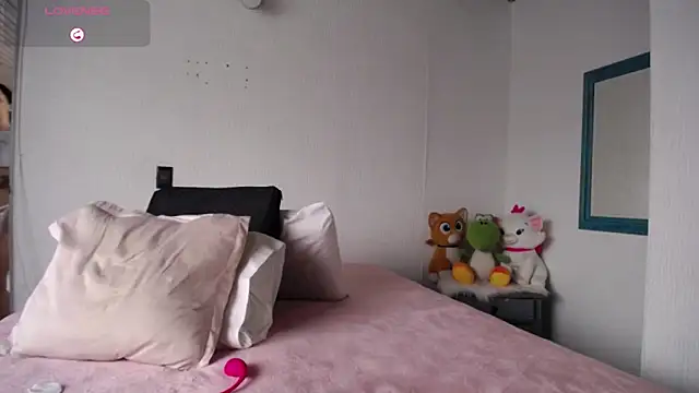 Snapshot of _Lalaa chatting on 10.09.25  Lalaa online show from 10.09.25