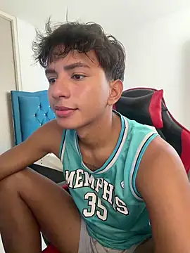 Leonarrrd 01 online show from 03.07.26