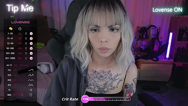 Kerry Kirk online show from 10.04.25