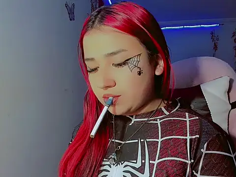 madisonx17 online show from 10.28.25