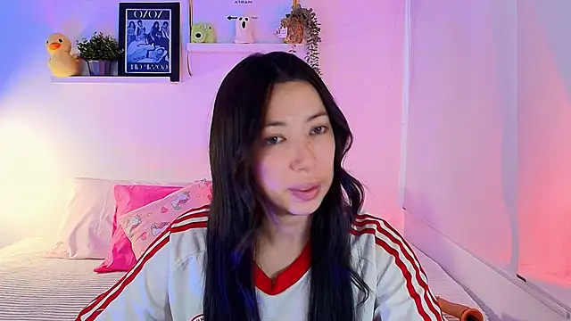lilyy evanss online show from 11.24.25