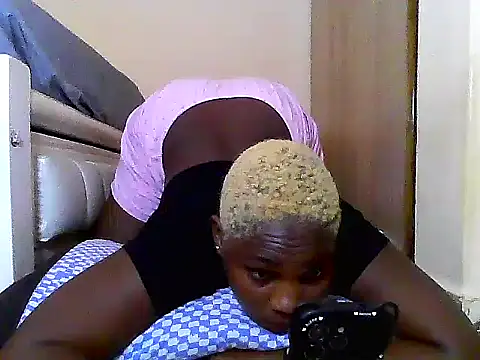 Snapshot of SexyKimberly23 chatting on 06.12.26 SexyKimberly23 online show from 06.12.26