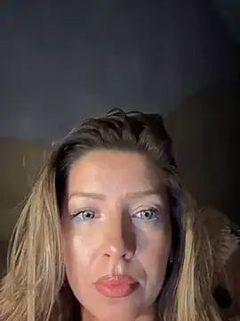 Snapshot of SonyaD_ chatting on 02.24.25 SonyaD  online show from 02.24.25